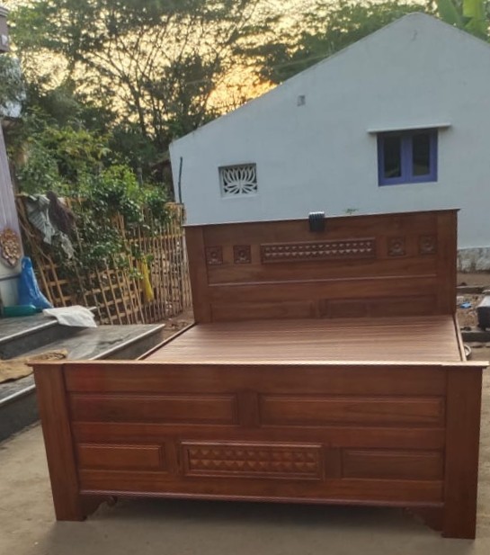 Carved wooden cot / bed — project 4
